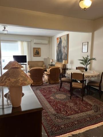 Spacious And Sunny Appartment In Cholargos Athén Kültér fotó