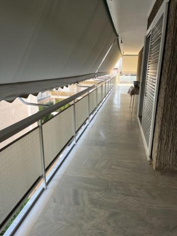 Spacious And Sunny Appartment In Cholargos Athén Kültér fotó